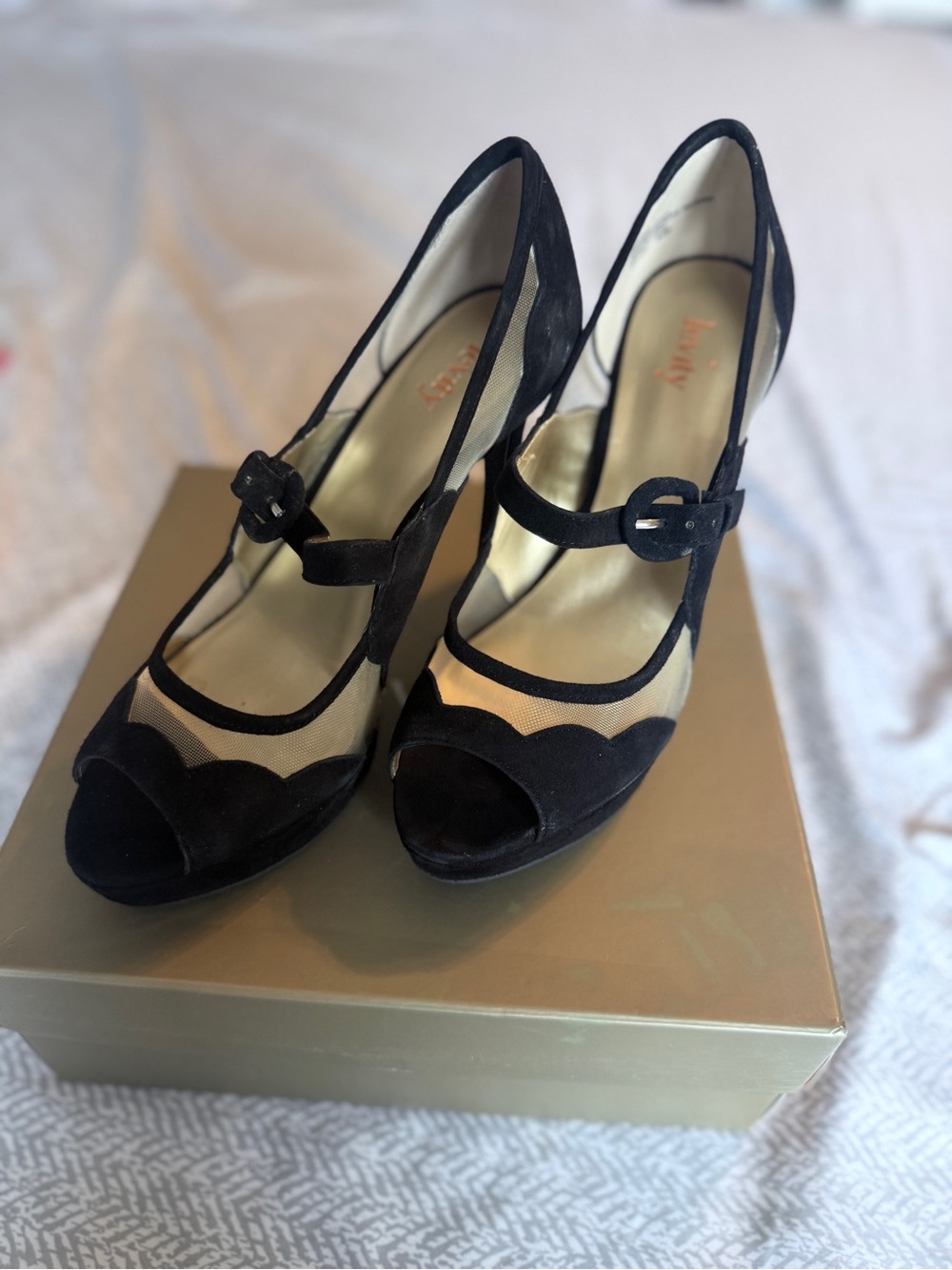 Levity Women's Size 8.5 M Black Mitzi Mary Jane Heels | Suede & Mesh Platform